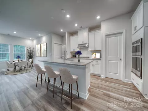 2011 Merida St, Charlotte, NC 28214