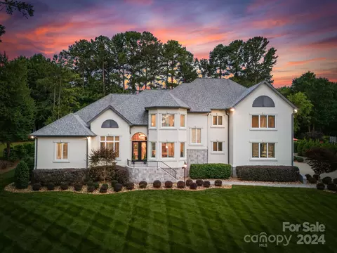 152 Easton Dr, Mooresville, NC 28117