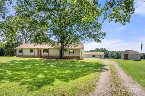 2001 Creekwood Dr, York, SC 29745