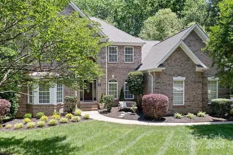 7854 Shelter Cove Ln, Denver, NC 28037
