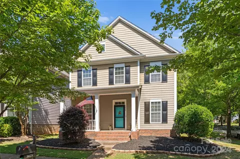 8625 Lake Pines Dr, Cornelius, NC 28031