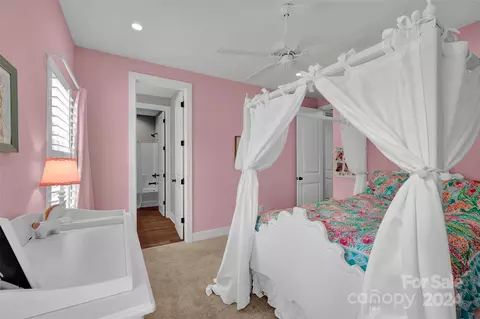 Bedroom - 513 Arrow Point Ln, Davidson, NC 28036 photo 10 of 11