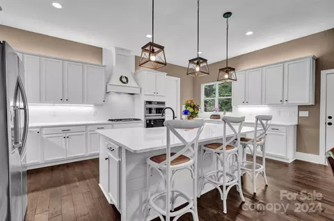 Kitchen - 513 Arrow Point Ln, Davidson, NC 28036 photo 1 of 3