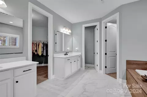 Entry Way - 513 Arrow Point Ln, Davidson, NC 28036 photo 5 of 5
