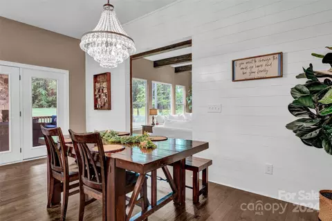 Dining - 513 Arrow Point Ln, Davidson, NC 28036 photo 1 of 2