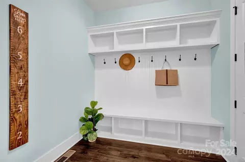 Entry Way - 513 Arrow Point Ln, Davidson, NC 28036 photo 3 of 5