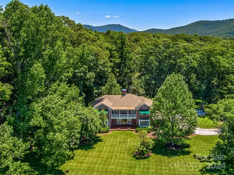 15 Stuyvesant Rd, Biltmore Forest, NC 28803