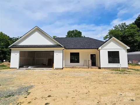 206 N Love Chapel Rd, Stanfield, NC 28163