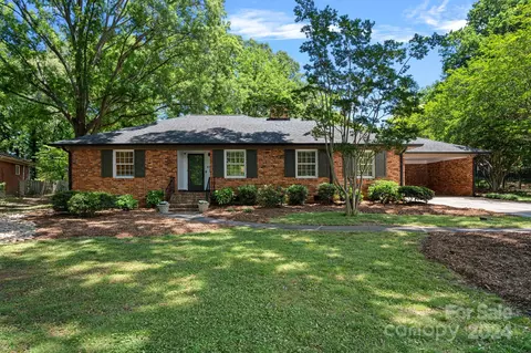 431 Nottingham Dr, Charlotte, NC 28211