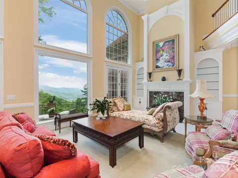 Living - 1767 Ridge Way St, Sylva, NC 28779 photo 3 of 4
