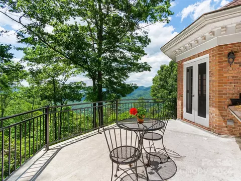 Exterior - 1767 Ridge Way St, Sylva, NC 28779 photo 2 of 4
