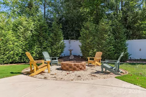 Exterior - 8385 Normandy Rd, Denver, NC 28037 photo 8 of 8