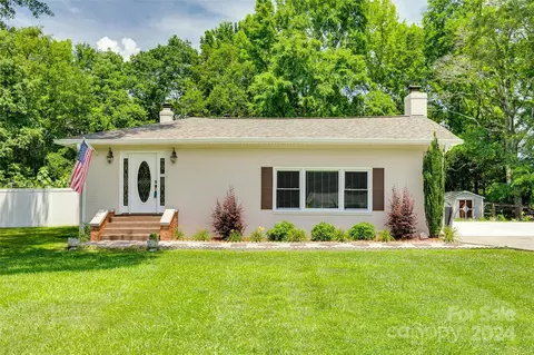 4618 Oak Meadows Ct, Rock Hill, SC 29732