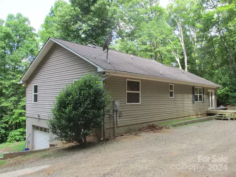 799 Stony Brook Rd, Sylva, NC 28779 photo 3