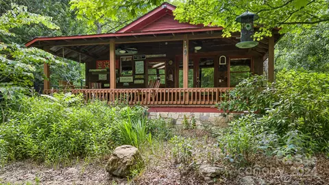 355 Paint Fork Rd, Barnardsville, NC 28709