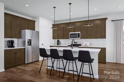 8026 Franklin Trail St, Mint Hill, NC 28227