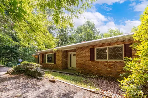 90 Fox Den Rd, Asheville, NC 28805