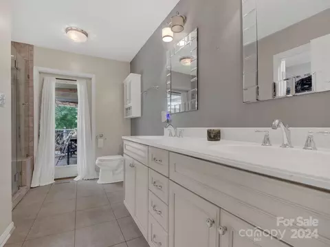 Bath - 1320 Crown Forest Ln, Monroe, NC 28112 photo 3 of 4