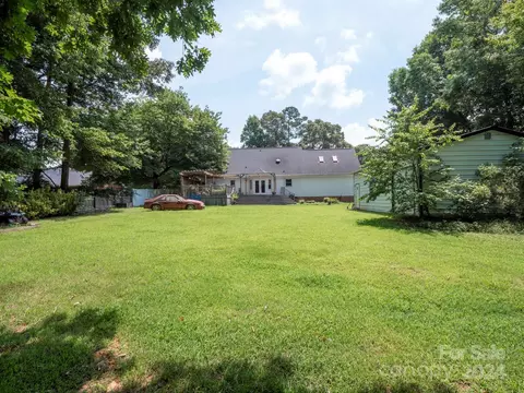 Exterior - 1320 Crown Forest Ln, Monroe, NC 28112 photo 8 of 10