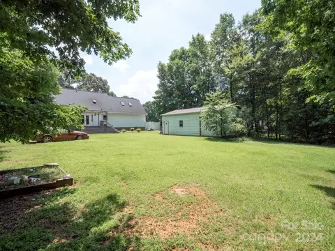 Exterior - 1320 Crown Forest Ln, Monroe, NC 28112 photo 10 of 10