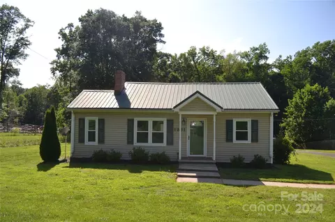 1361 Mt Ulla Hwy, Mooresville, NC 28115