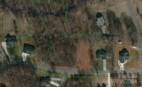 2102 Friendly Ln, Newton, NC 28658