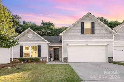 1179 Amberlight Cir, Salisbury, NC 28144