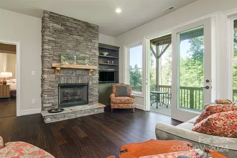 1379 Mountain Pkwy, Mill Spring, NC 28756 photo 29