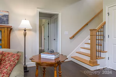 1379 Mountain Pkwy, Mill Spring, NC 28756 photo 28