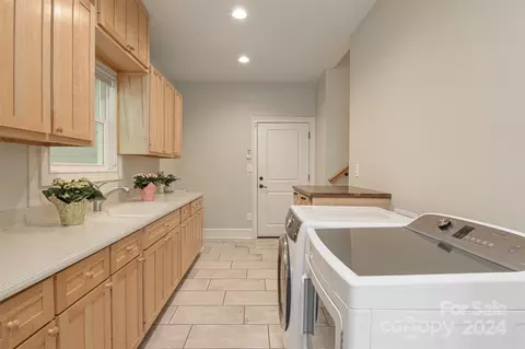 1379 Mountain Pkwy, Mill Spring, NC 28756 photo 22