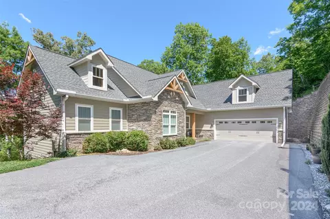 1379 Mountain Pkwy, Mill Spring, NC 28756 photo 2