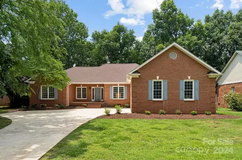 7808 Hickory Stick Pl, Charlotte, NC 28277