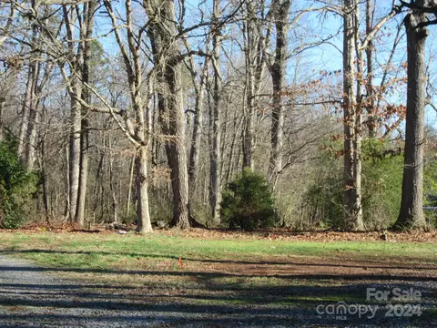 917 Linwood Rd, Kings Mountain, NC 28086