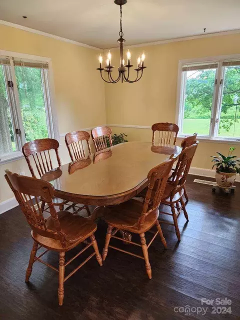 Dining - 214 2nd Ne Ave NE, Conover, NC 28613 photo 1 of 1