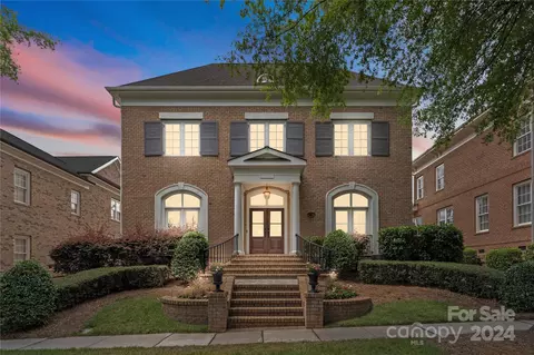 3311 Indian Meadows Ln, Charlotte, NC 28210