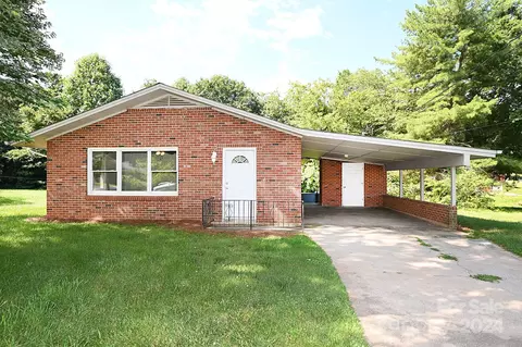 2130 14th Avenue Ne Dr NE, Hickory, NC 28601