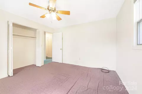 223 Oak Park Dr, Clyde, NC 28721 photo 37