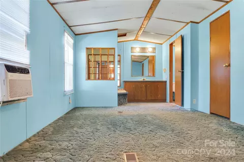 5624 R R Farm Rd, Connelly Springs, NC 28612 | 23 Photos - Movoto
