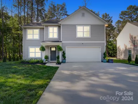 932 Mill St, Marshville, NC 28103