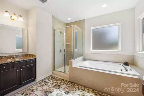 Bath - 5110 Waterloo Dr, Tega Cay, SC 29708 photo 2 of 3