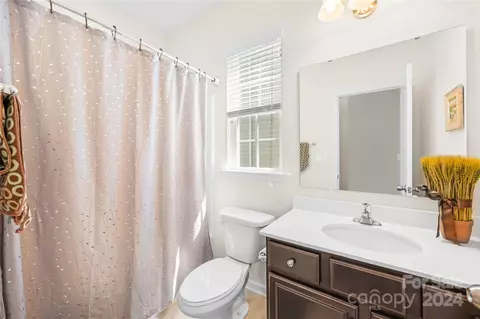 Bath - 5110 Waterloo Dr, Tega Cay, SC 29708 photo 3 of 3