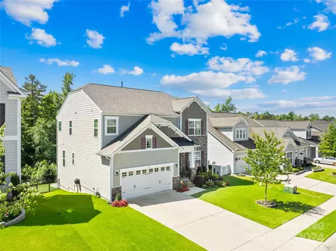 View/Area - 5110 Waterloo Dr, Tega Cay, SC 29708 photo 8 of 8