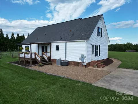 Other - 287 Fox Hunter Rd, Harmony, NC 28634 photo 3 of 22