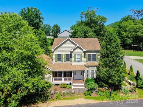 1 Forest Park Ln, Asheville, NC 28803