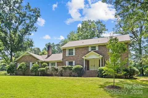 9547 Hitchgate Dr, Mint Hill, NC 28227