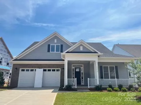 19019 Brandon James Dr, Cornelius, NC 28031