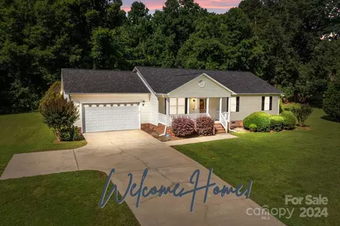 220 Delta Downs Ln, Salisbury, NC 28144