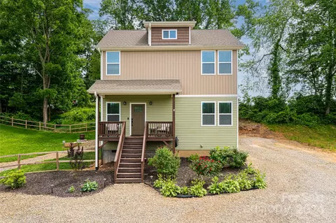 118 Zoeys Cove Rd, Alexander, NC 28701