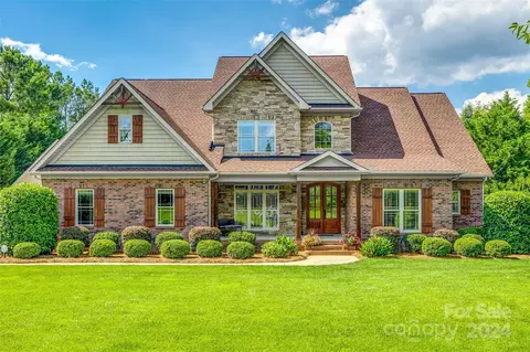 468 Harvest Moon Ln, Rock Hill, SC 29732