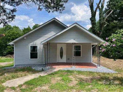 416 Balfour Dr, Salisbury, NC 28147